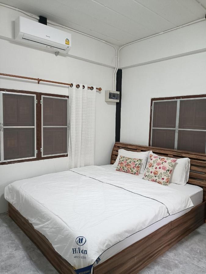 ไร่ดง โฮมเสตย์ Hotell Ban Pong Nua Exteriör bild